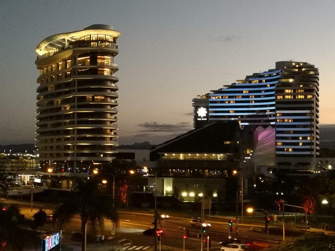 Broadbeach Gold Coast Exterior foto